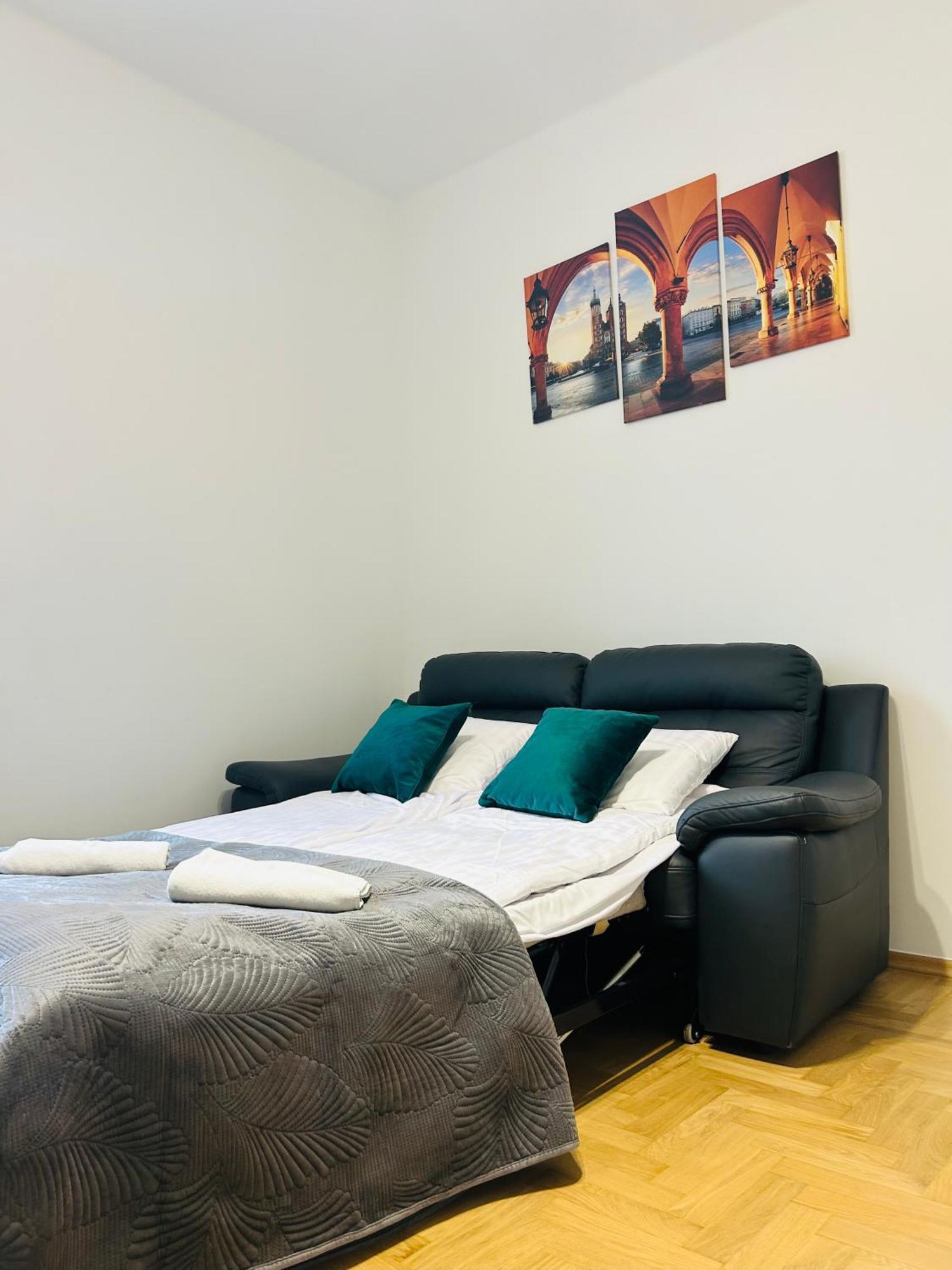 Selected Apartments By Market Square Краків Екстер'єр фото